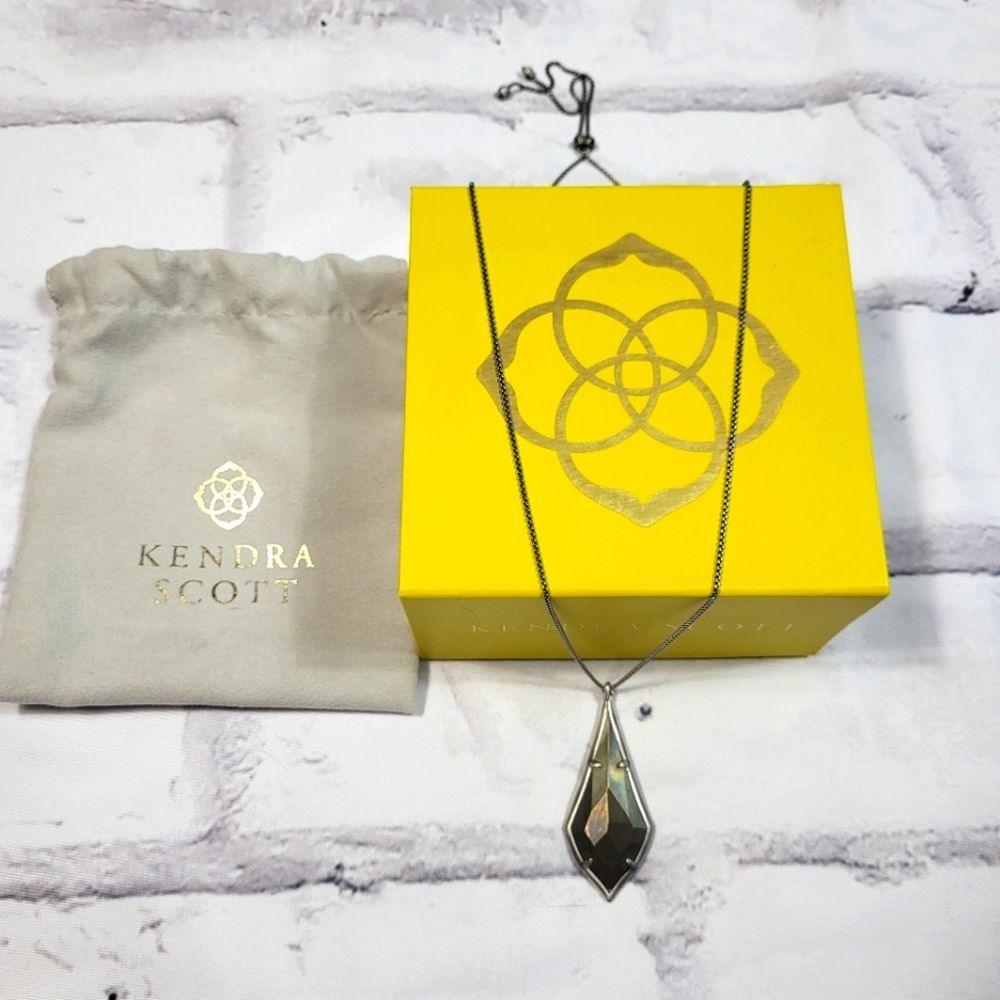 KENDRA SCOTT Olivia Long Drop Crystal Silver Pendent Necklace NWT